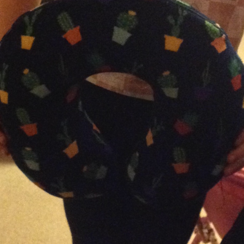 Neck pillow
